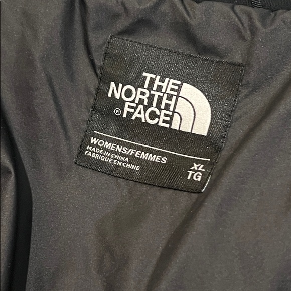 The North Face Quilted Jacket – Women’s XL - Picture 12 of 16